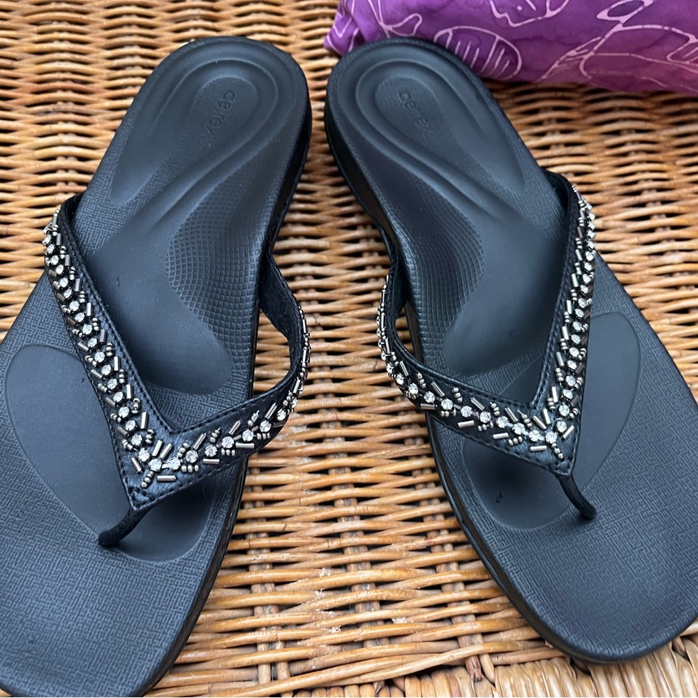 Sparkly Aetrex Sandals Black Size 7.5